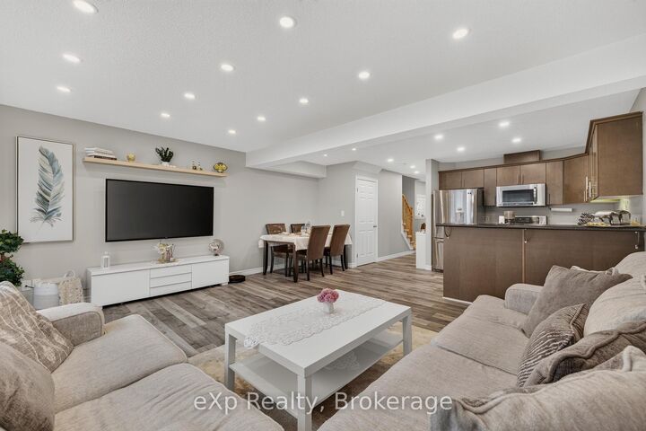 Property Photo: 975 Strasburg Road 4 ON N2E 0A8