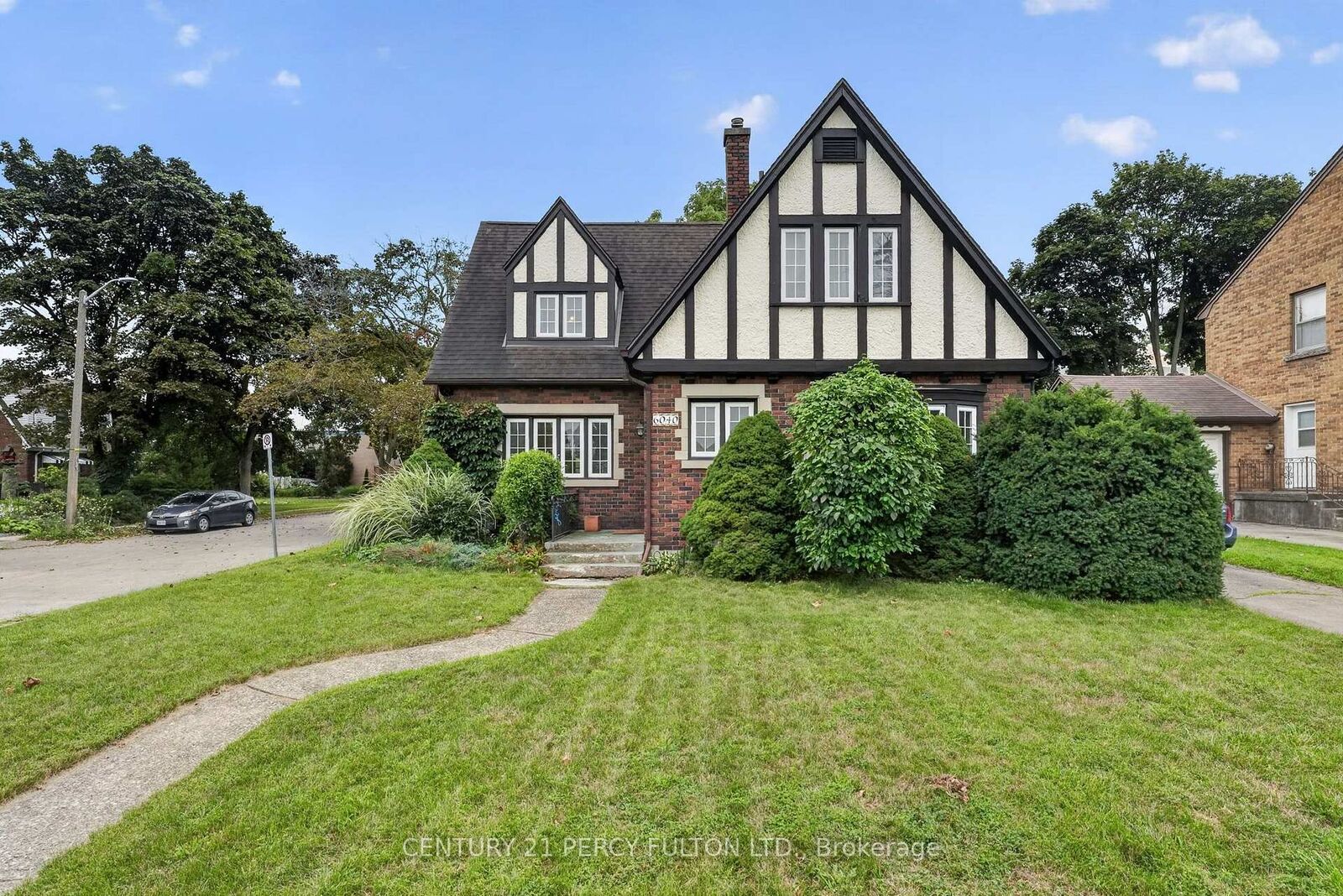 Property Photo: 6040 Latshaw Street ON L2G 1R2