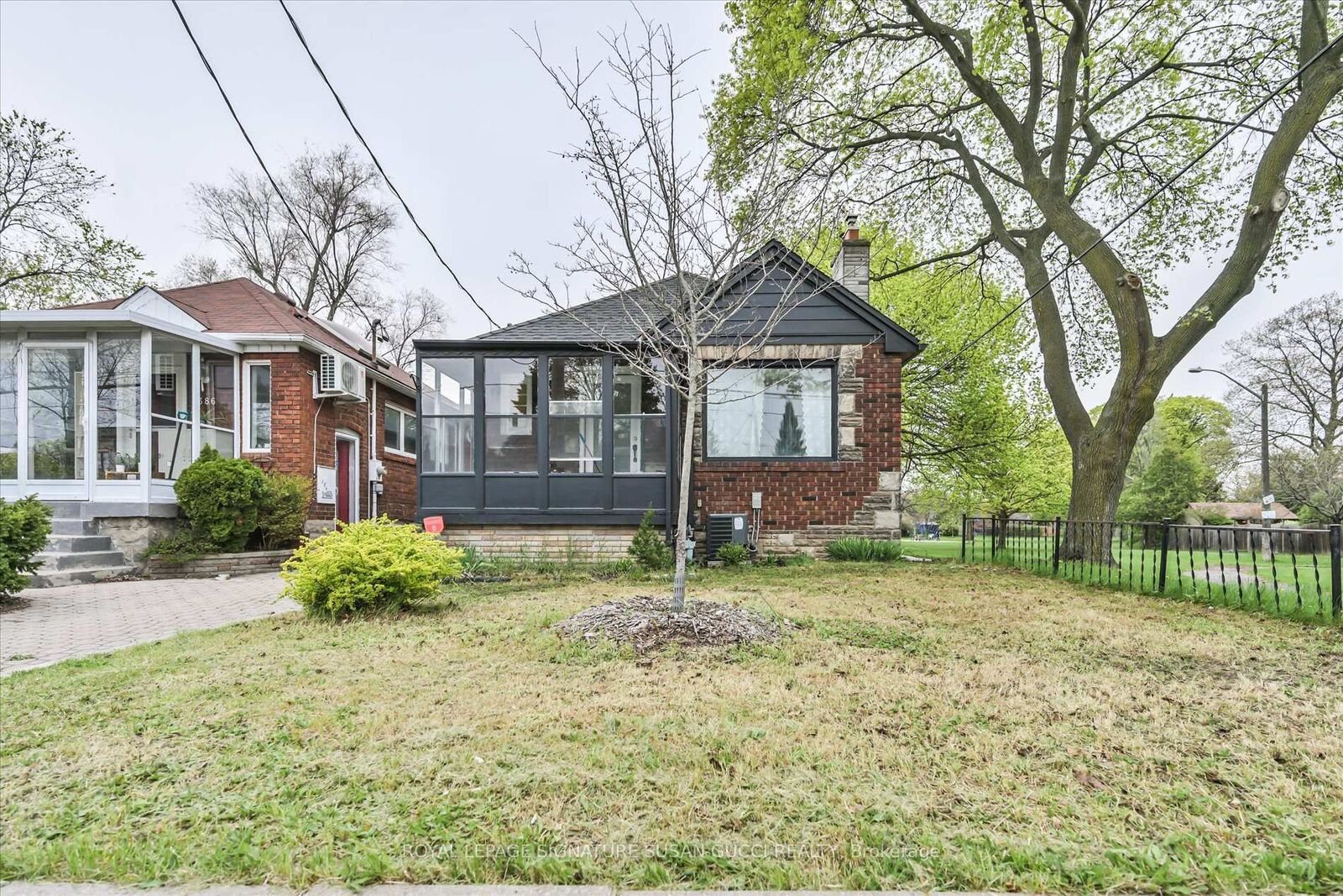 Property Photo: 388 O'Connor Drive ON M4J 2W1