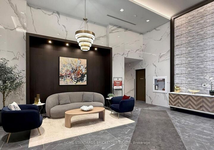 Property Photo: 4955 Yonge Street 1709 ON M2N 0L8