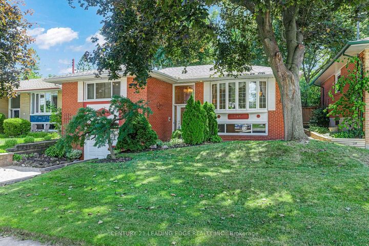 39 Wantanopa Crescent — photo 1