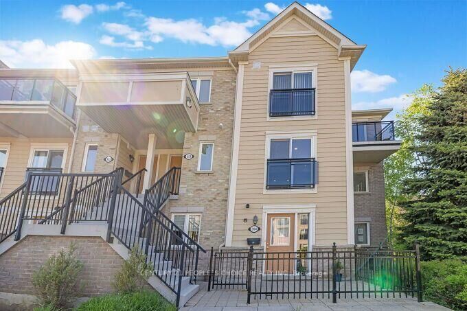 Property Photo: 4975 Southampton Drive 353 ON L5M 8C6