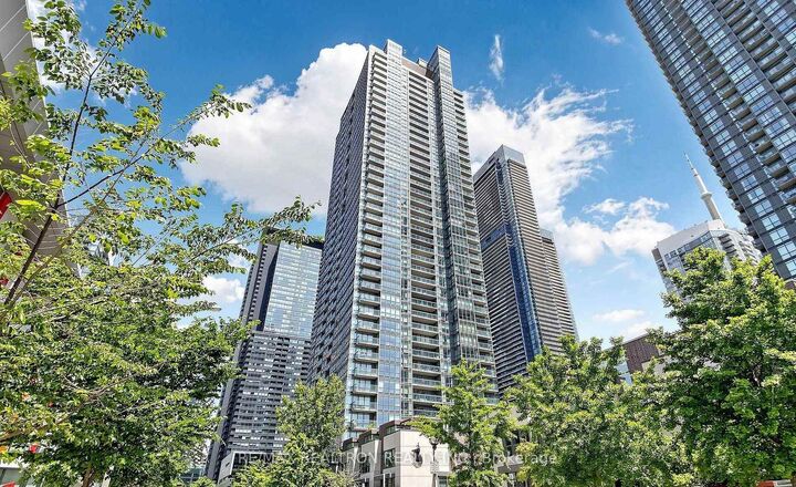 Property Photo: 15 Fort York Boulevard 4503 ON M5V 3Y4