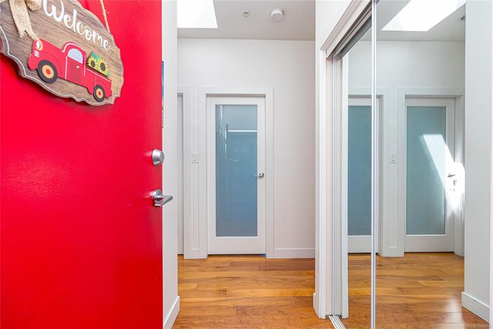 Property Photo:  1008 Tillicum Rd #403  BC V9A 1Z8 