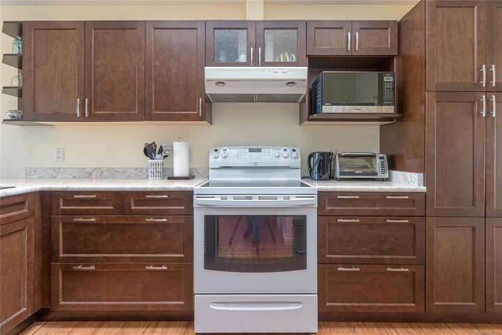 Property Photo:  753 Soriel Rd  BC V9P 1B5 