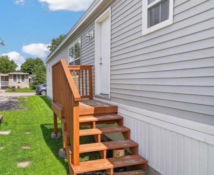 Property Photo: 122 Steven Court ON N8M 1Z9