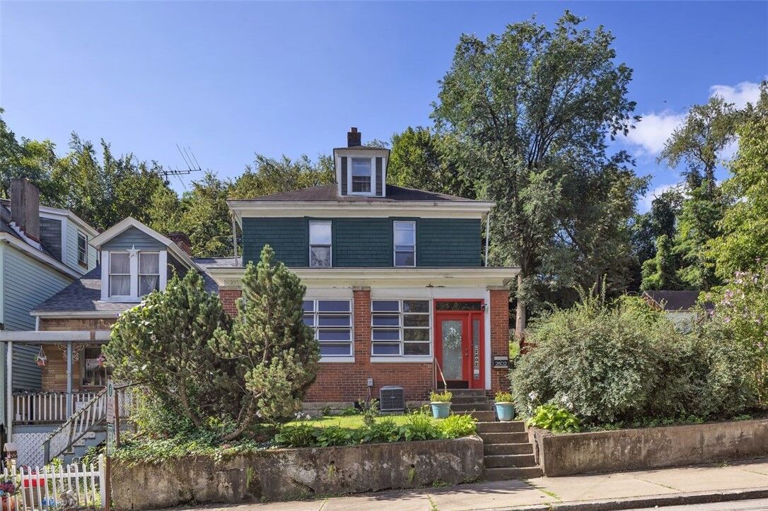 Property Photo:  2802 Salisbury Street  PA 15210 