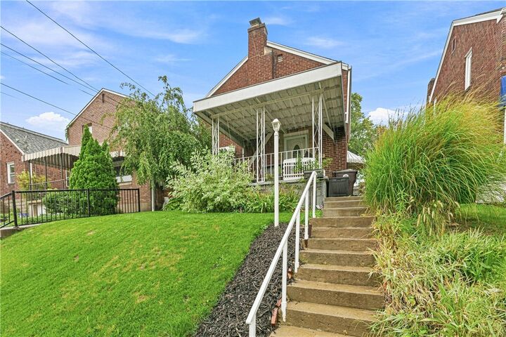 Property Photo:  3045 Hazelhurst Ave  PA 15227 