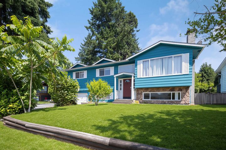 Property Photo: 11914 212 Street BC V2X 7X1