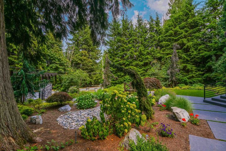 Property Photo: 13262 Woodcrest Drive BC V4P 1W5
