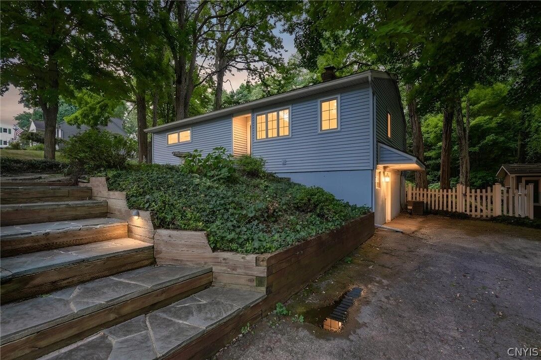 Property Photo: 415 Yorkshire Boulevard NY 13219