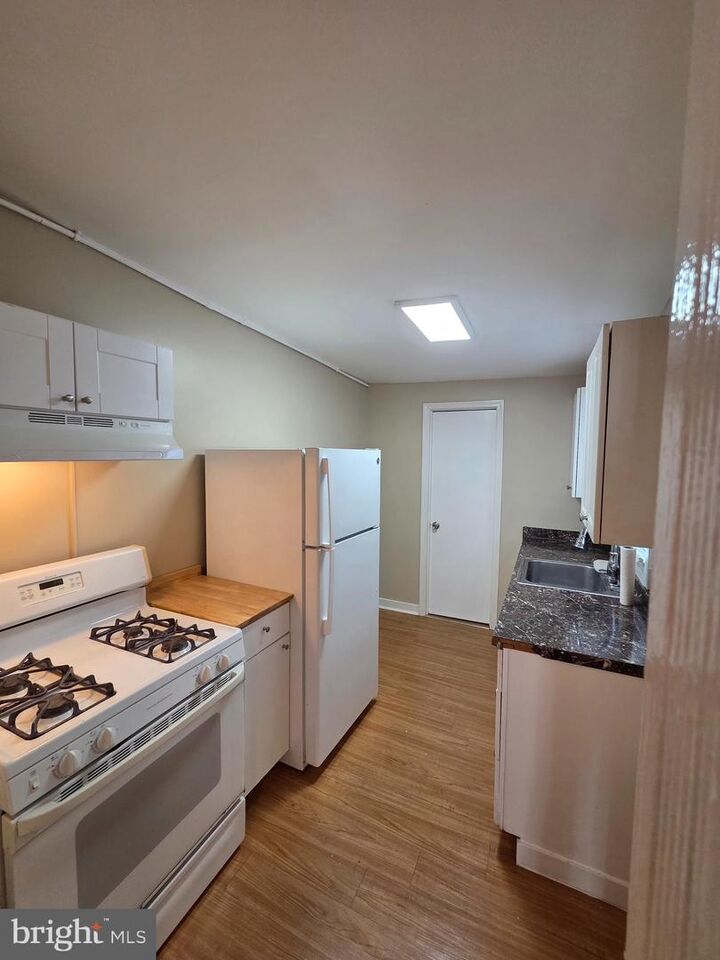 Property Photo: 808 E Marion Street PA 17602