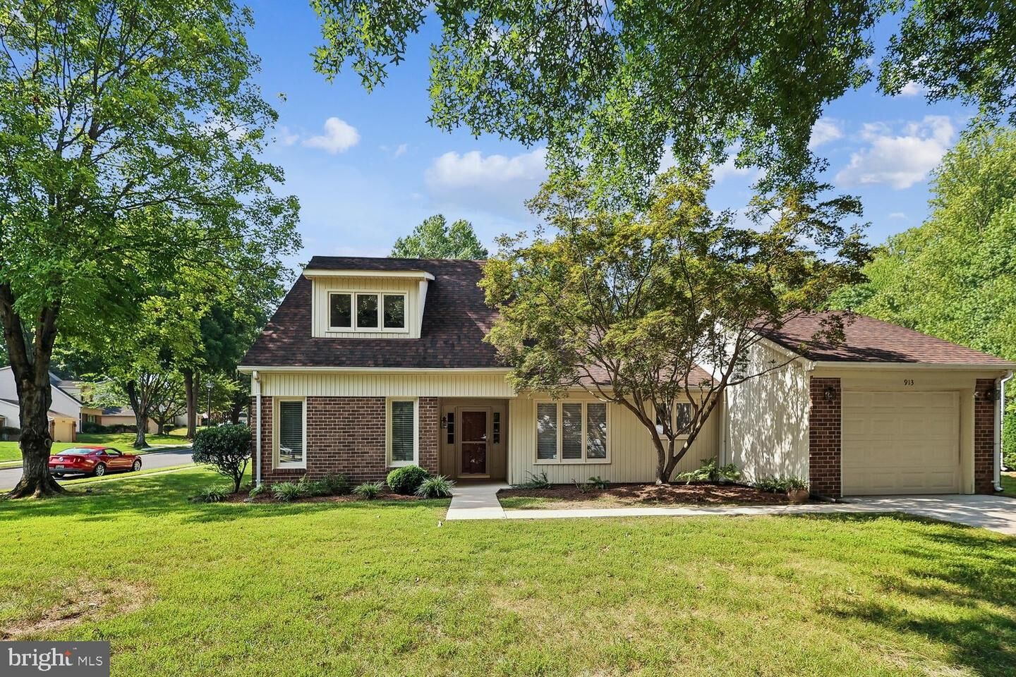 Property Photo: 913 Mastline Drive MD 21401