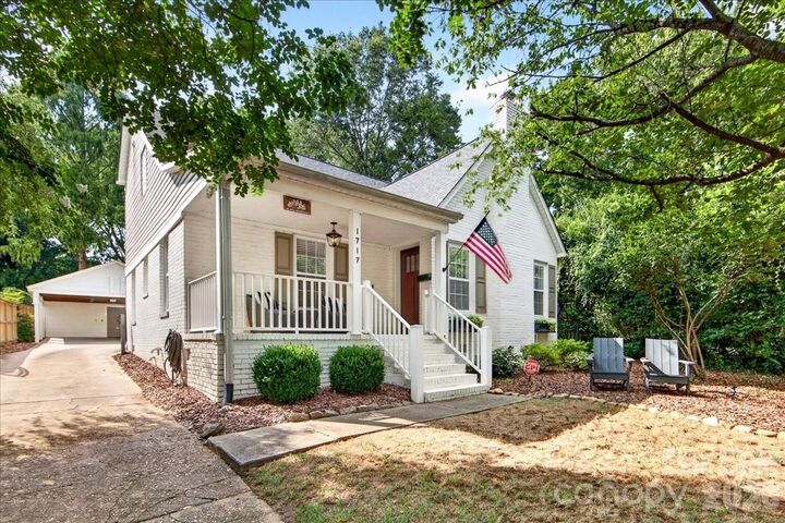 Property Photo:  1717 Nassau Boulevard  NC 28205 