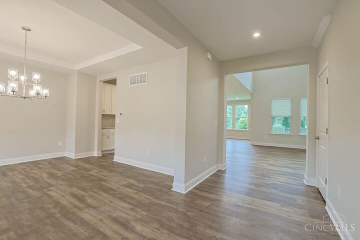 Property Photo:  9817 Cross Meadow Drive  OH 45040 