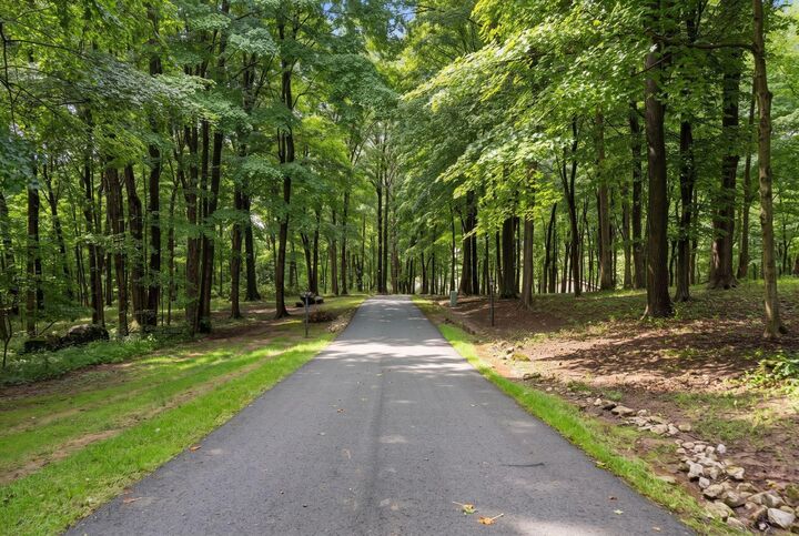 Property Photo: 5872 Lancaster-Circleville SW Road OH 43130