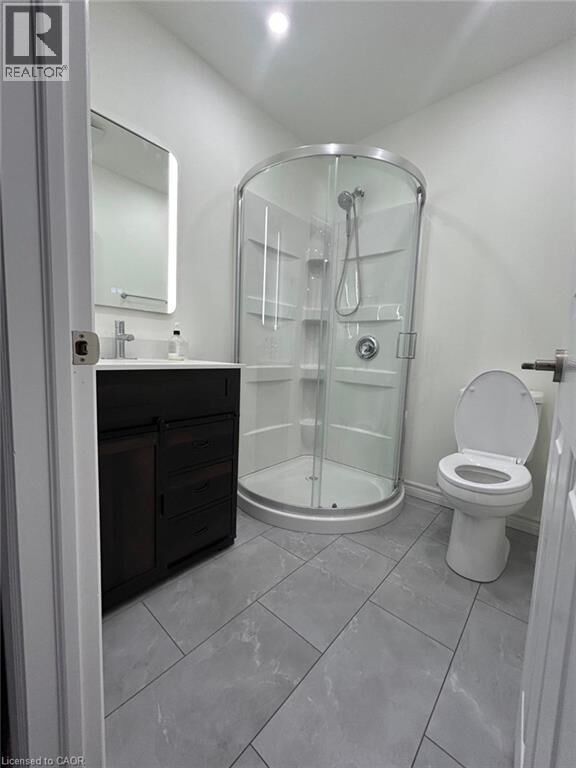 Property Photo:  31 Sofitel Drive  ON N2R 0J3 