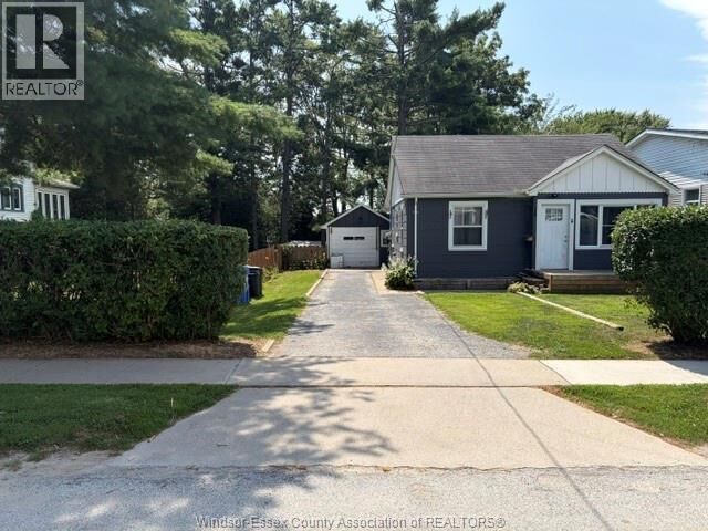 Property Photo:  14 Smith Avenue  ON N8H 1G1 