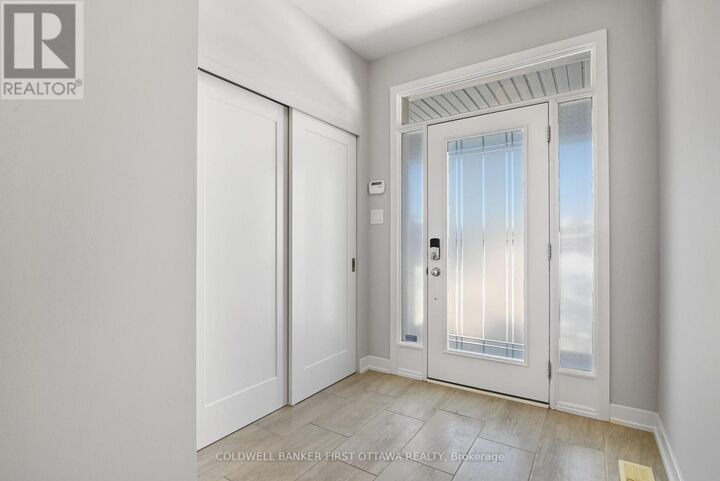 Property Photo: 1042 Cobble Hill Drive ON K2J 0J7