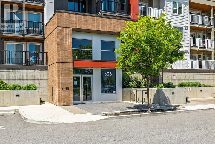 Property Photo: 625 Academy Way 203 BC V1V 0E3