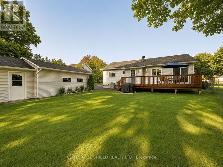 Property Photo:  117 Ellen Avenue  ON K6J 3L8 