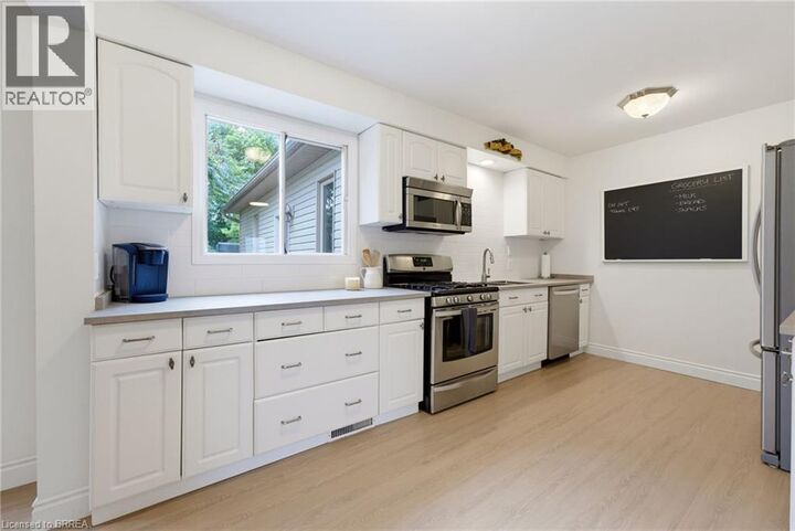 Property Photo:  46 Garden Crescent  ON N3L 3T4 