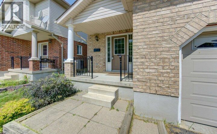 Property Photo: 412 Tealby Crescent A ON N2J 4Y8