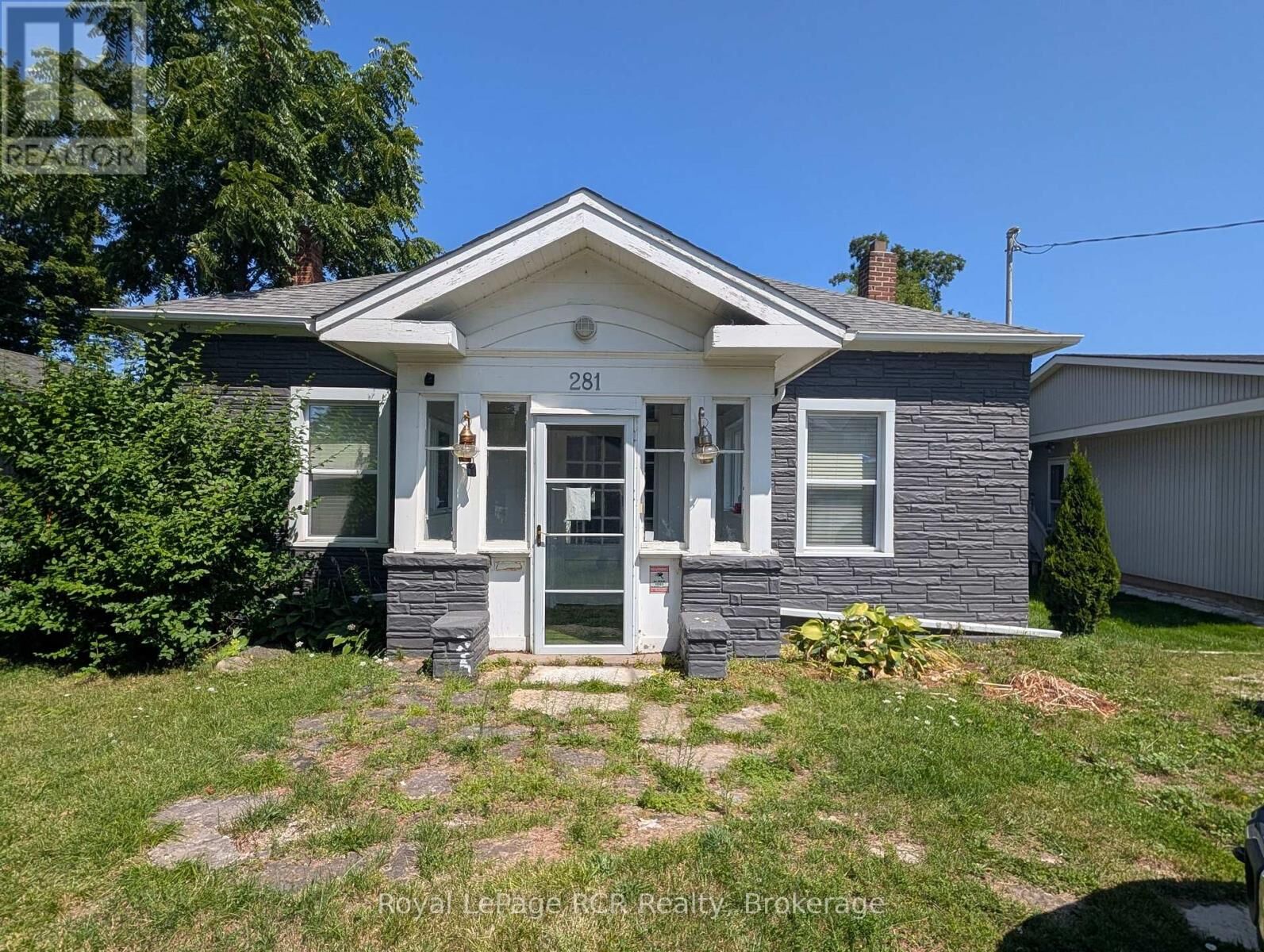 Property Photo:  281 North Sykes Street North  ON N4L 1H9 