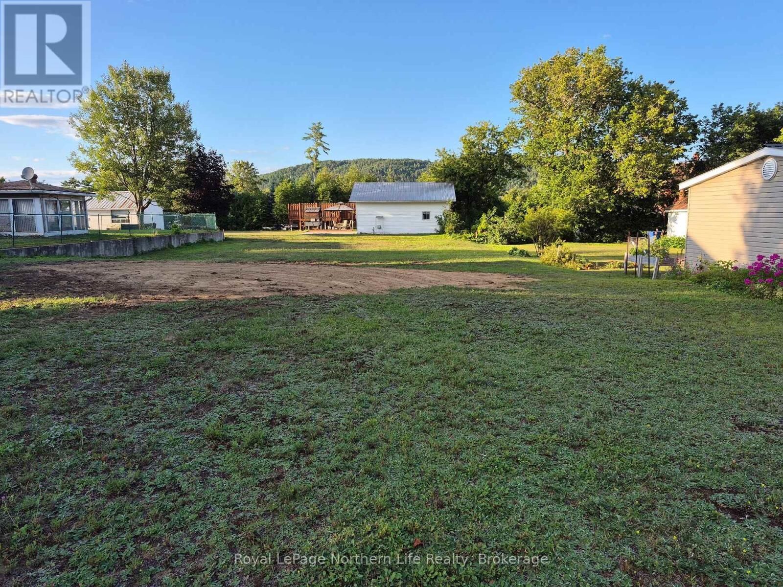 Property Photo:  383 Park Street  ON P0H 1V0 