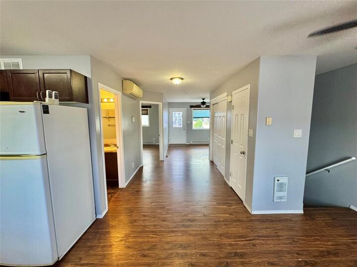 Property Photo: 146 Second Avenue MB R0J 1H0