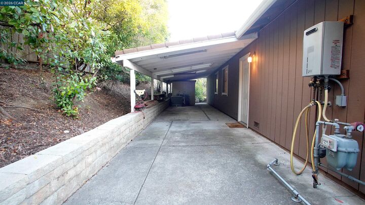 Property Photo:  2531 Moraga Dr  CA 94564 