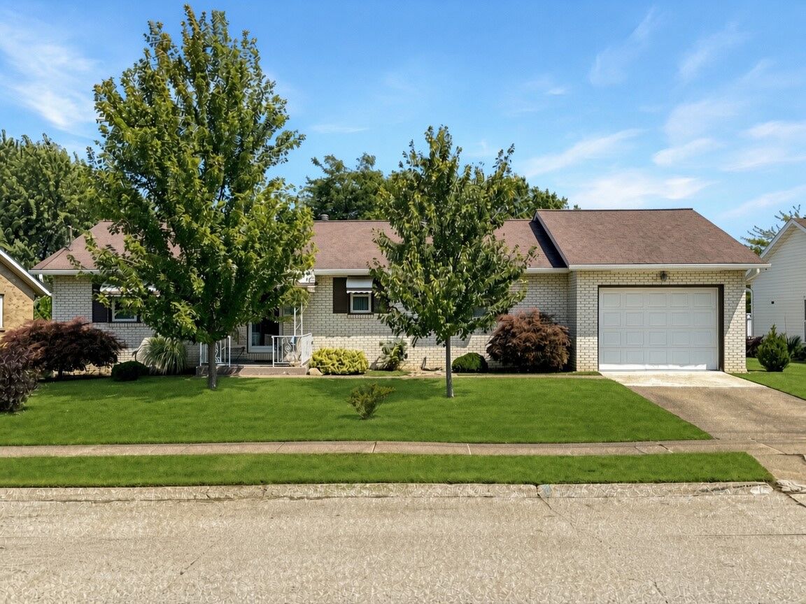 Property Photo:  1634 Skyline Drive  PA 16509 