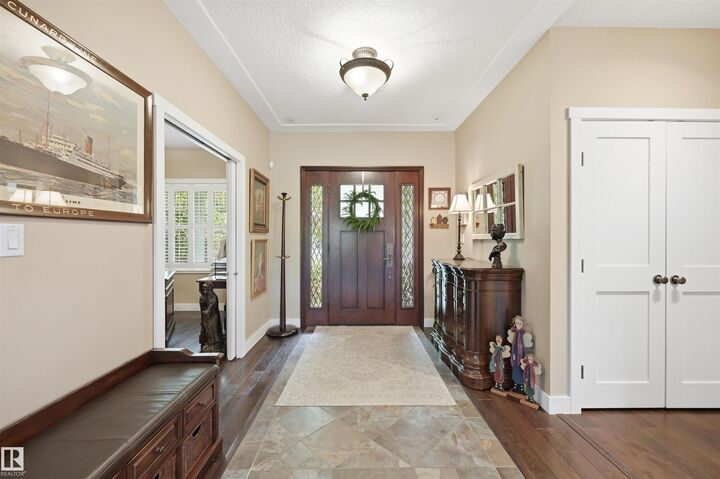 Property Photo: 13 Sylvan Drive AB T8N 0G7