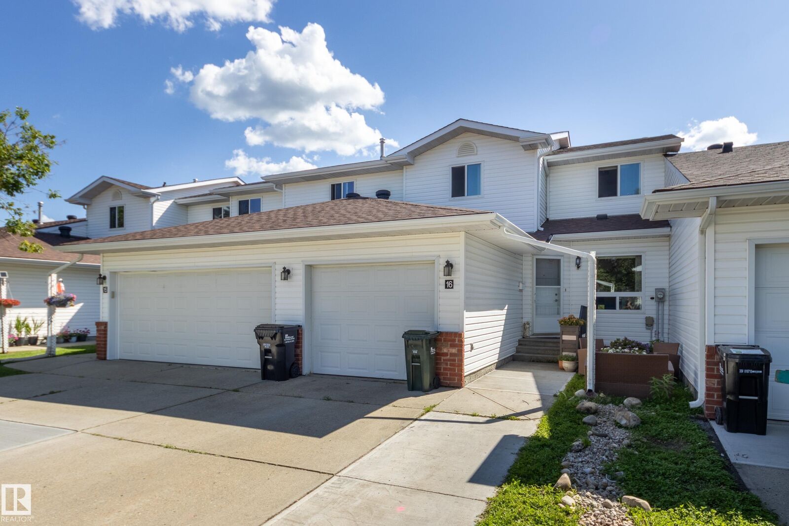 Property Photo: 15 Ritchie Way 16 AB T8A 5T3