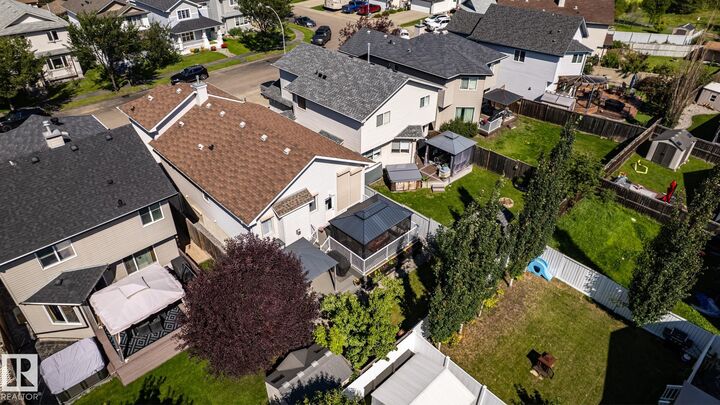 Property Photo:  8919 176 Avenue NW  AB T5Z 0A2 
