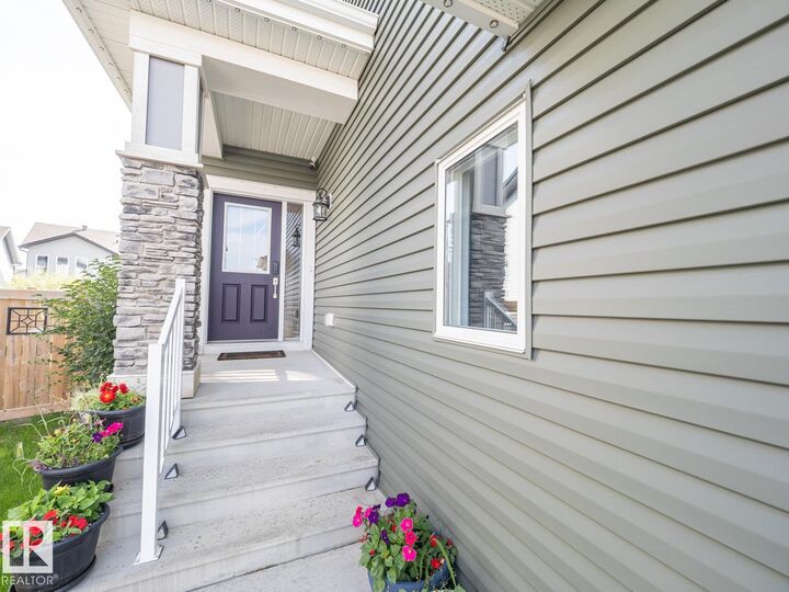 Property Photo: 121 Sunwood Bay AB T8H 0Z6