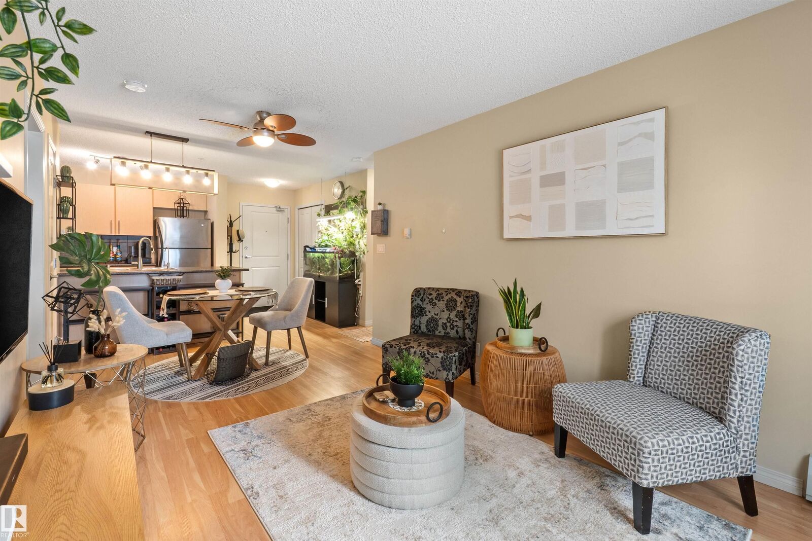 Property Photo:  #209 103 Ambleside Drive SW  AB T6W 0J4 