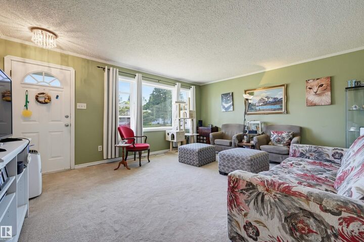Property Photo: 16112 108 Avenue NW AB T5P 4E4