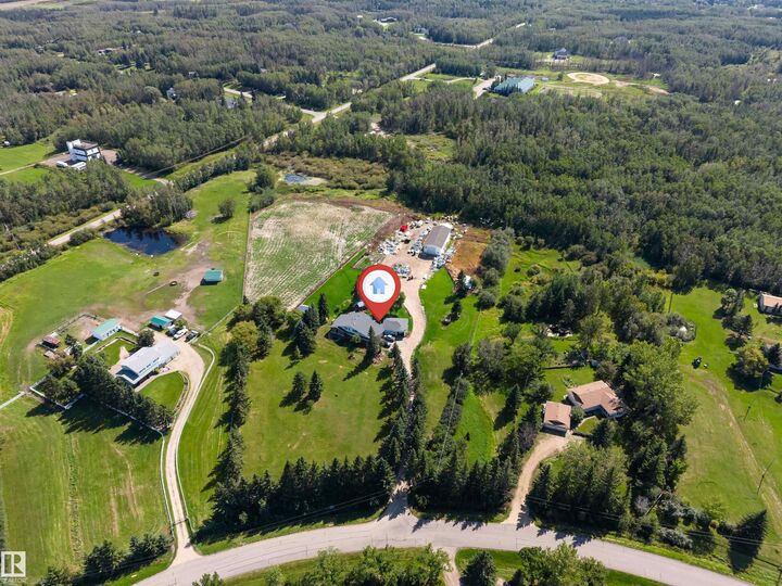 Property Photo: 23109 Twp Road 514 337 AB T8B 1K9