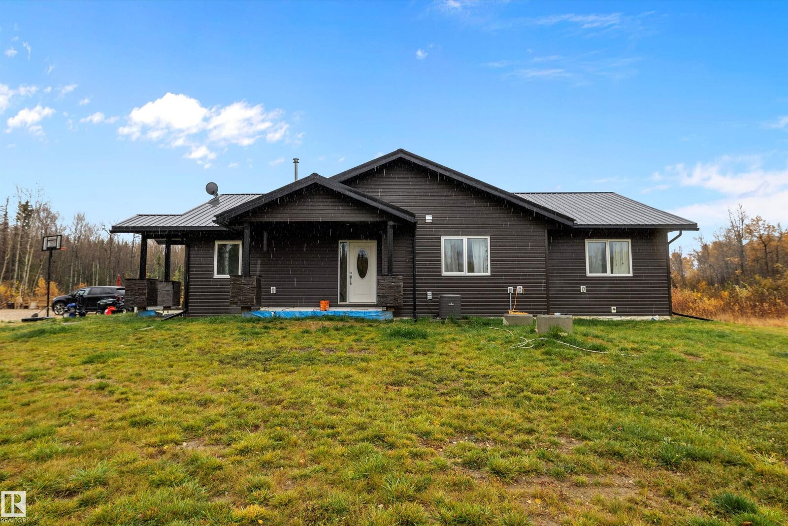 Property Photo:  4129 Twp Road 540  AB T0E 0A1 