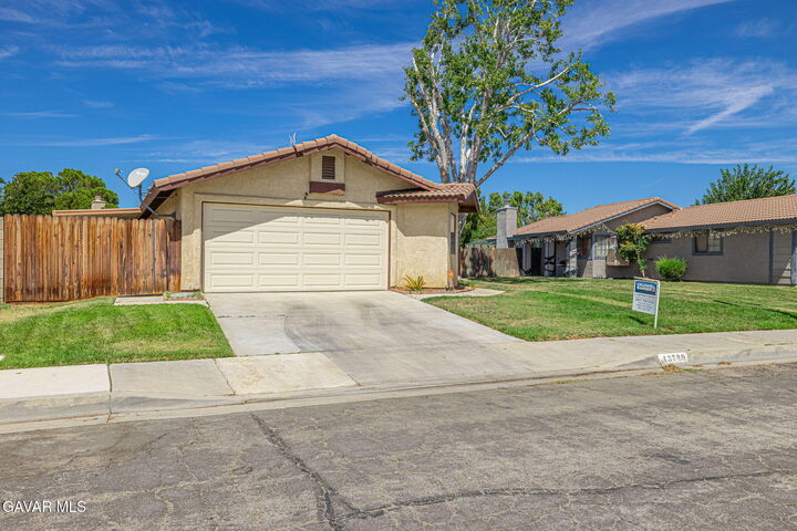 Property Photo:  43729 La Paz Lane  CA 93535 