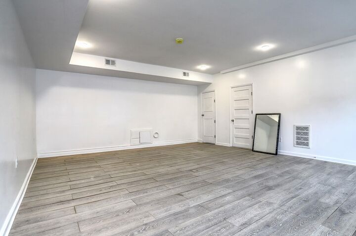 Property Photo:  9017 Riverside Pl House  NJ 07047 