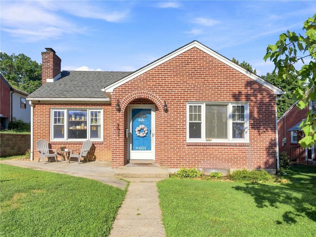 Property Photo:  634 Dorothy Avenue  PA 18015 