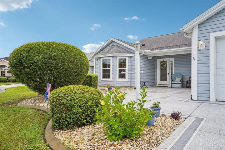 Property Photo:  2608 Casso Court  FL 32162 