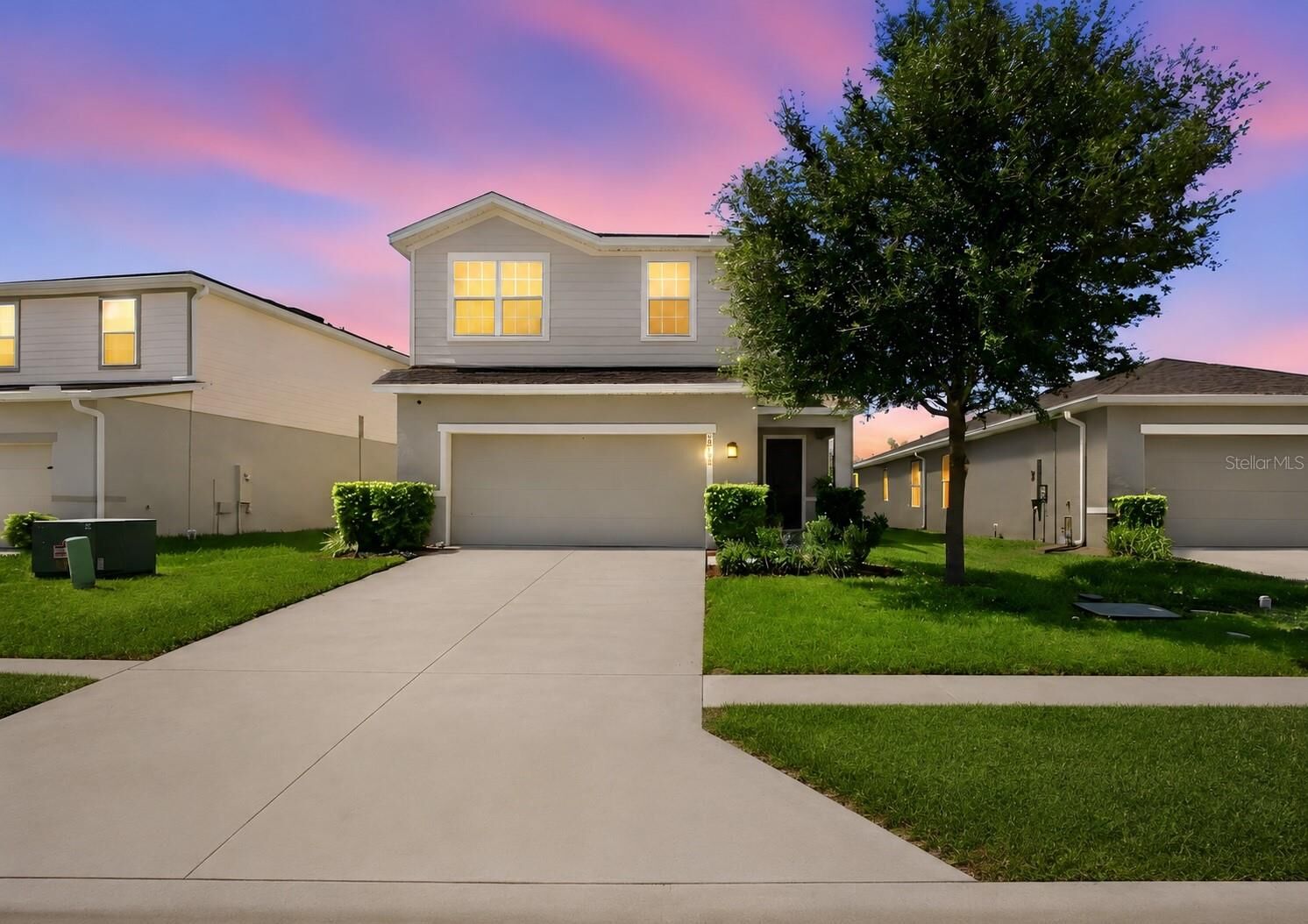 Property Photo:  10792 Hawks Landing Drive  FL 34638 