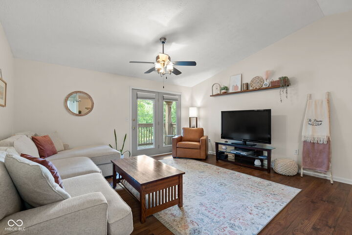 Property Photo:  8950 Hunters Creek Drive 208  IN 46227 