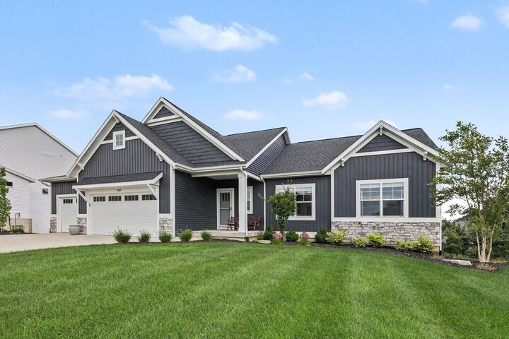 Property Photo: 8302 Bauerridge Avenue MI 49428