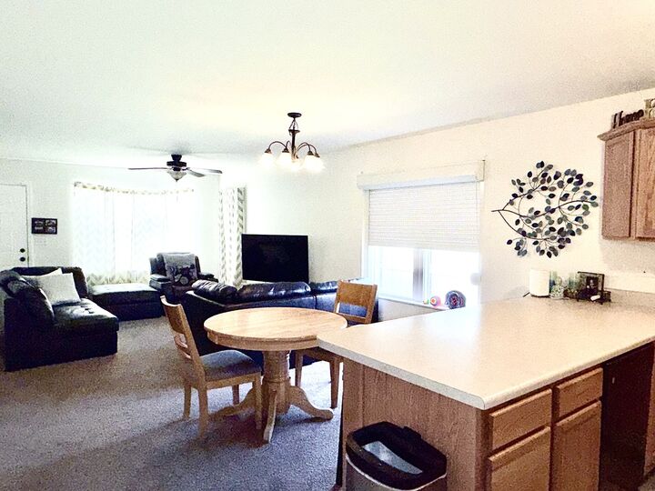 Property Photo:  15201 Dorchester Avenue  IL 60419 