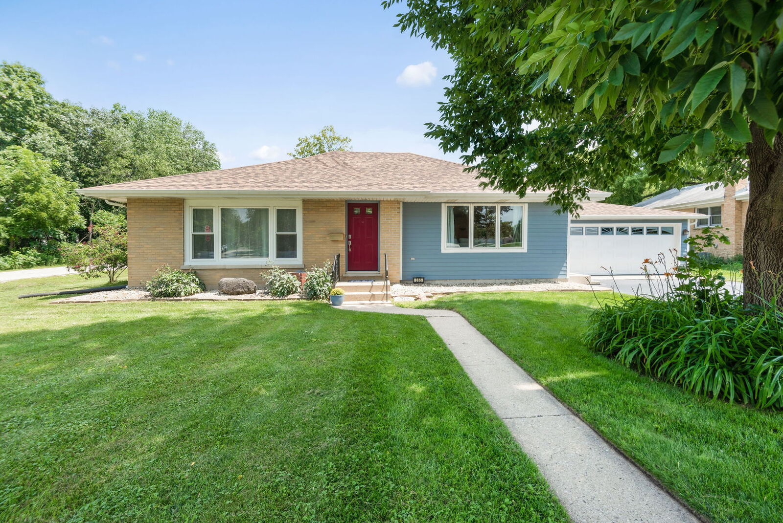 Property Photo:  365 N Alleghany Road  IL 60030 