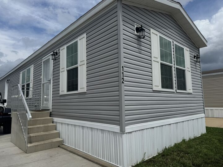 Property Photo: 112 8th Avenue IL 60103